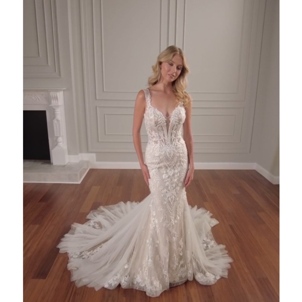Martin Thornburg Branson Wedding Dress 122231 - Picture 4 of 17